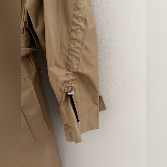 Christian Dior 2023 Trench Coat With Ruffles Beige Cotton Gabardine  Size 2 - Picture 8 of 16